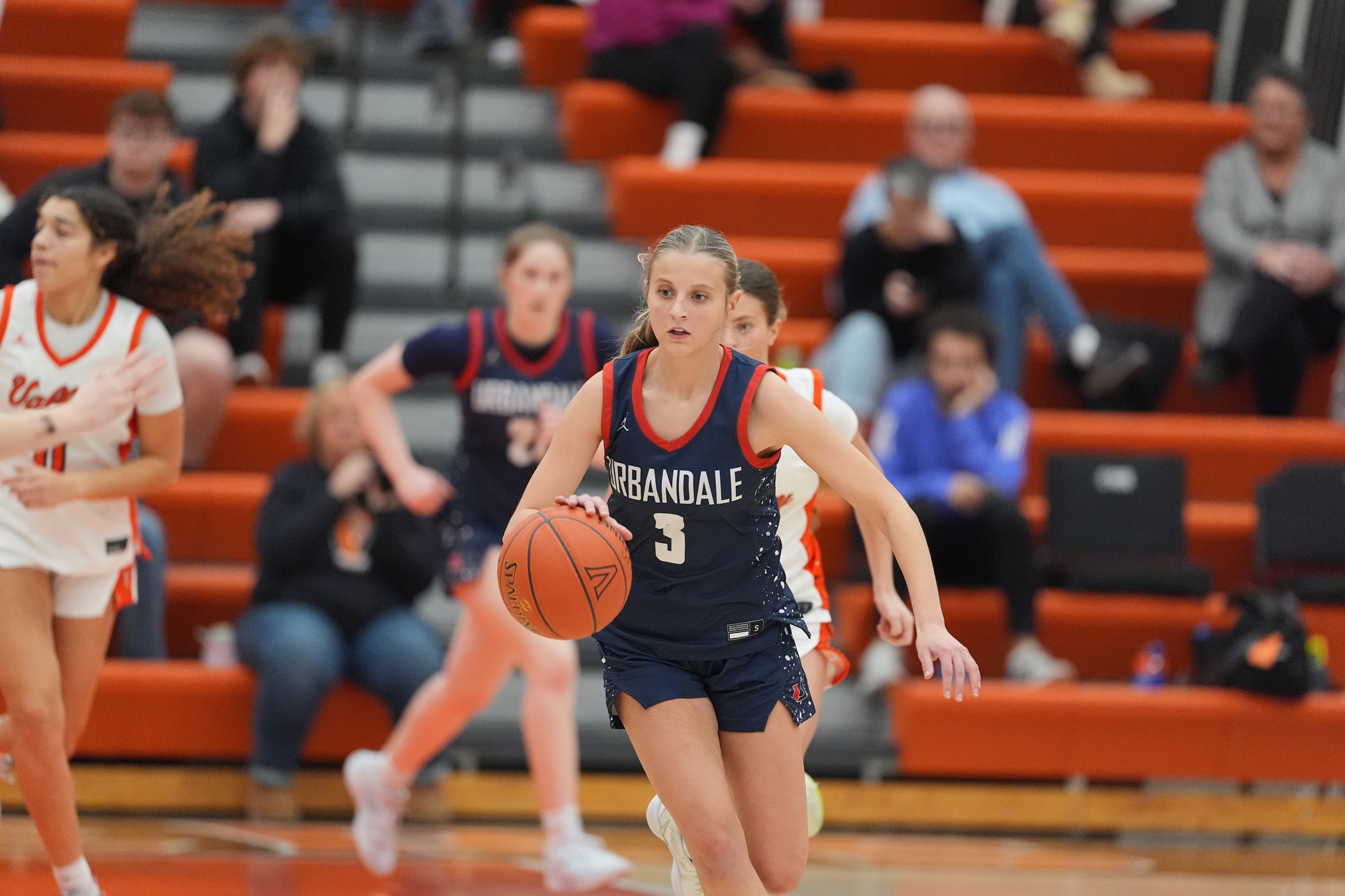 Girls Basketball Falls to Waukee